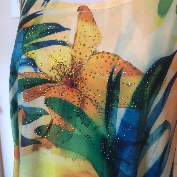 Only Nine Day Lily Handkerchief Hem Tank - Picture 3 of 5